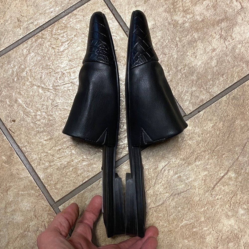 Steve Madden Elegant Black Size 7.5M Mules Career Academia Flats Collegiate - Picture 5 of 7